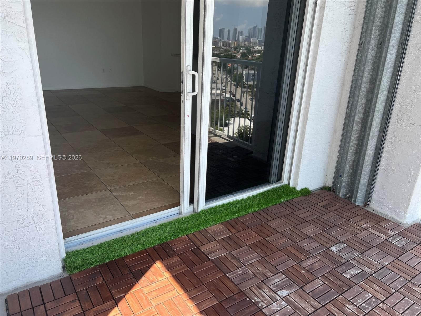 1 Glen Royal Pkwy # 1112, Miami FL 33125 — 12
