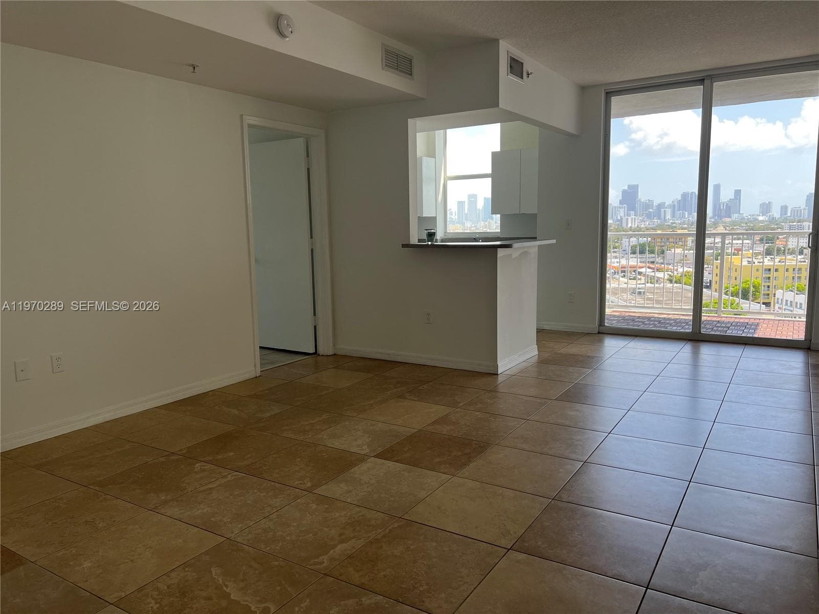 1 Glen Royal Pkwy # 1112, Miami FL 33125 — 3