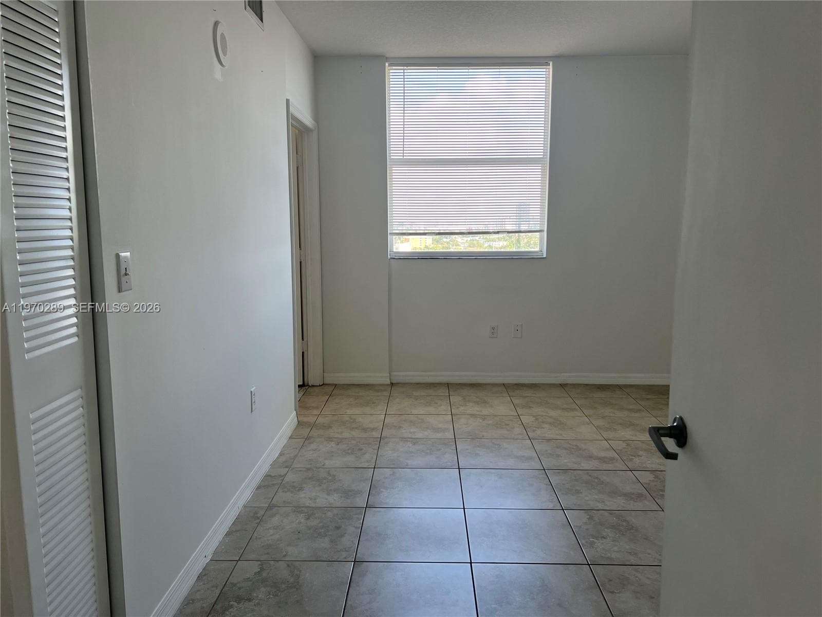1 Glen Royal Pkwy # 1112, Miami FL 33125 — 8