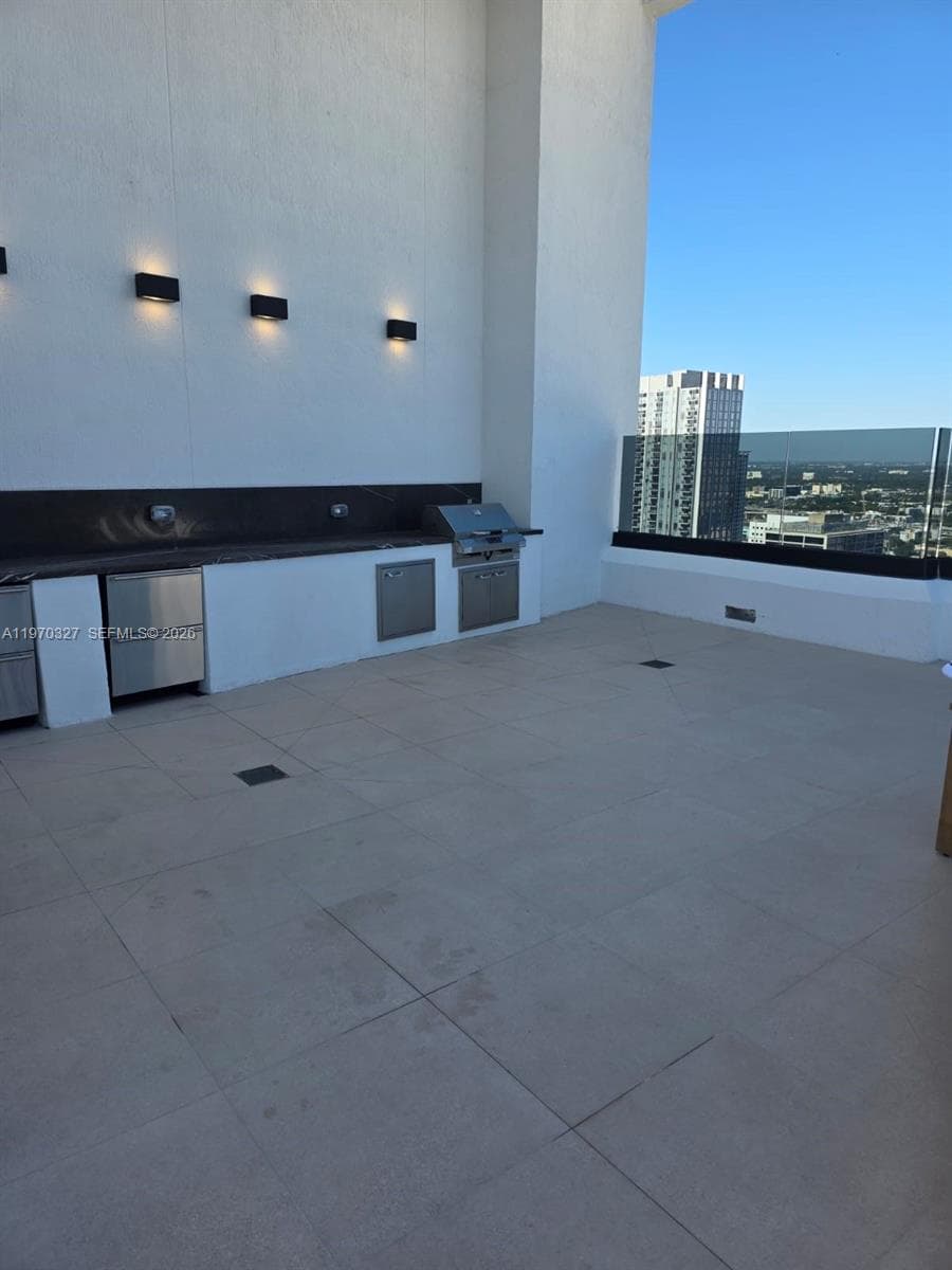 225 N Miami Ave # 804, Miami FL 33128 — 20