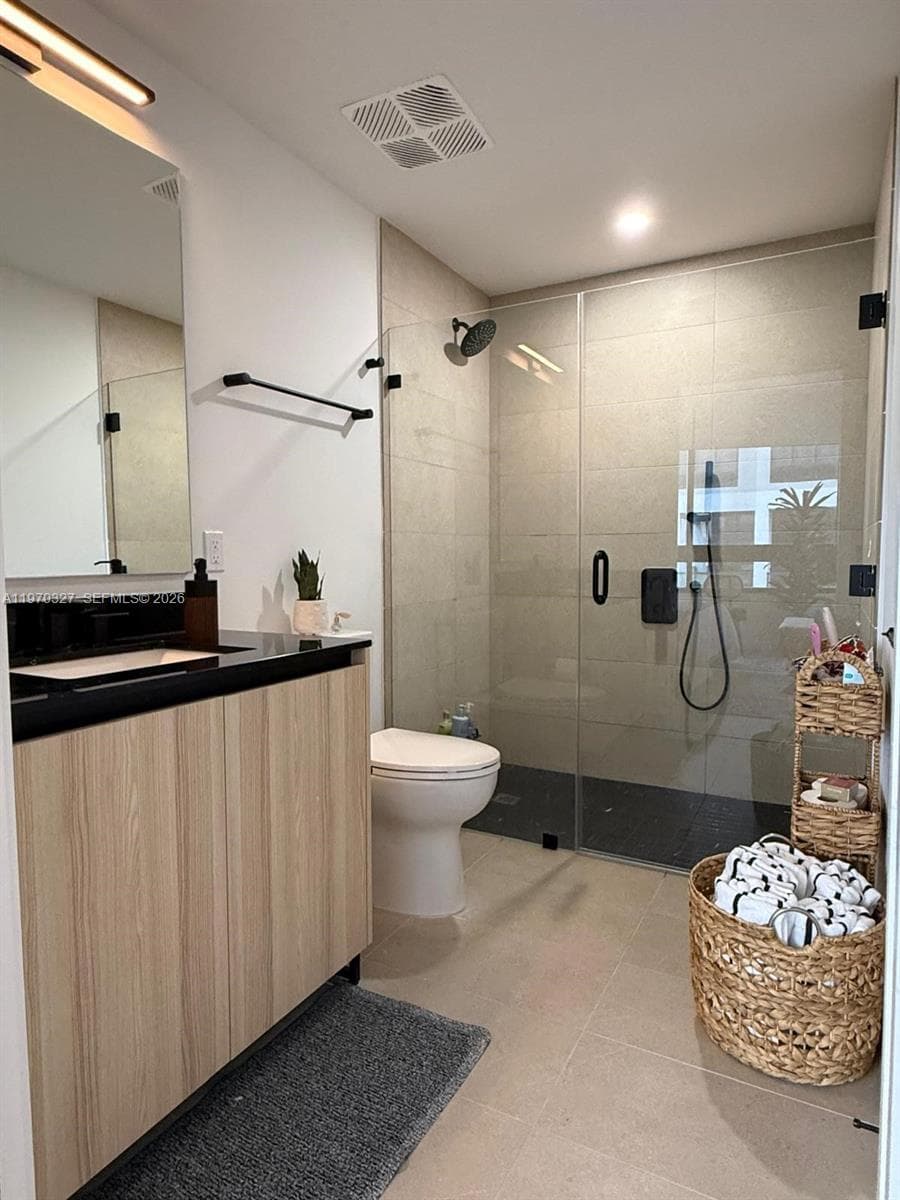225 N Miami Ave # 804, Miami FL 33128 — 9