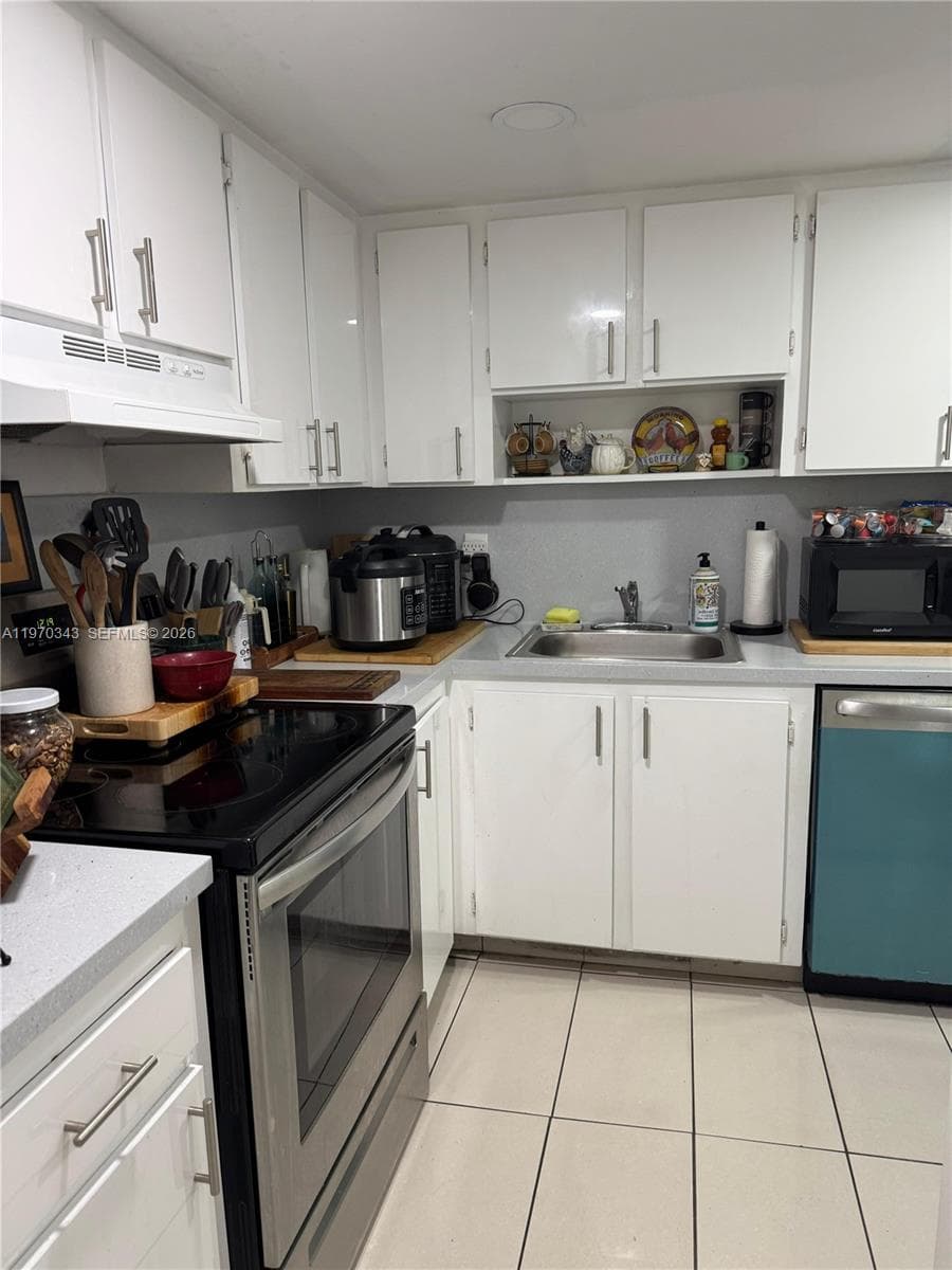 5050 NW 7th St # 604, Miami FL 33126 — 7