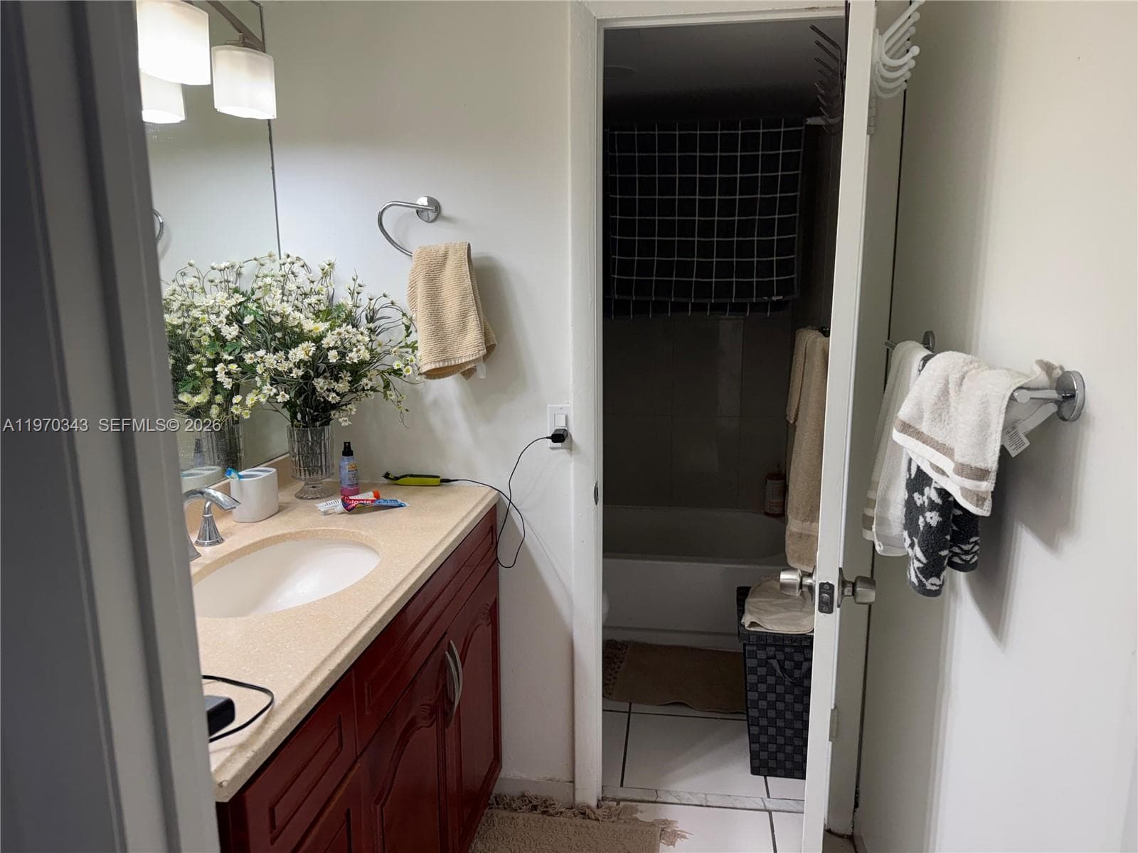 5050 NW 7th St # 604, Miami FL 33126 — 24