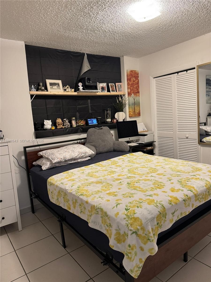 5050 NW 7th St # 604, Miami FL 33126 — 35