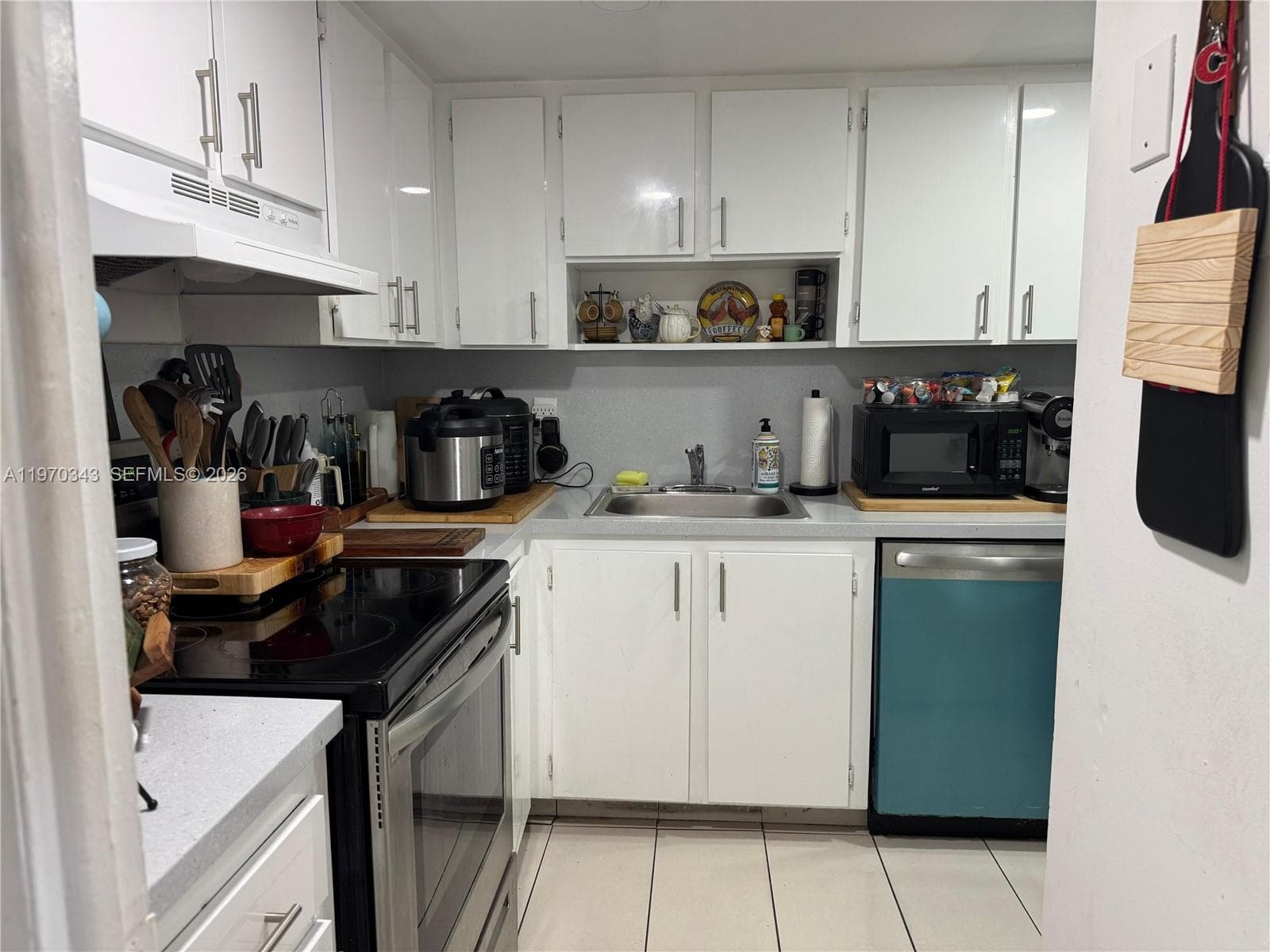 5050 NW 7th St # 604, Miami FL 33126 — 8