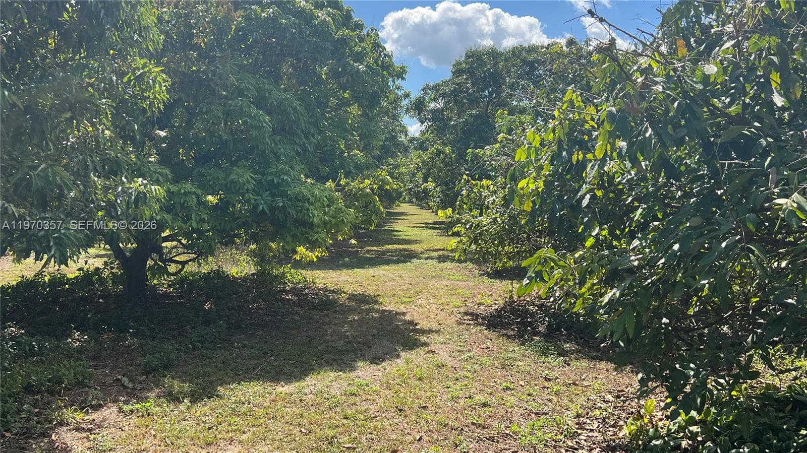 SW, Miami FL 33187 — 26