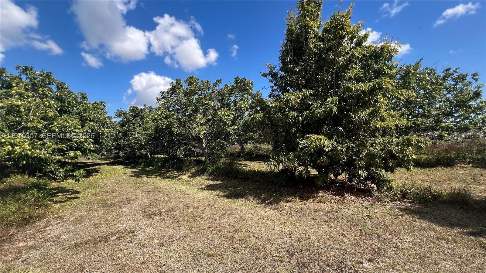 SW, Miami FL 33187 — 18