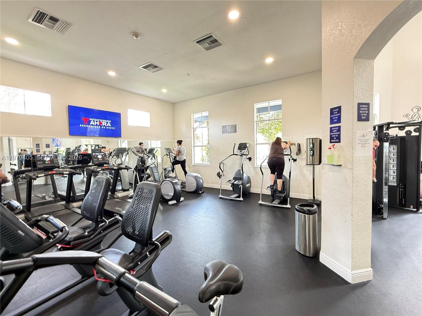 10832 NW 84th St, Doral FL 33178 — 75