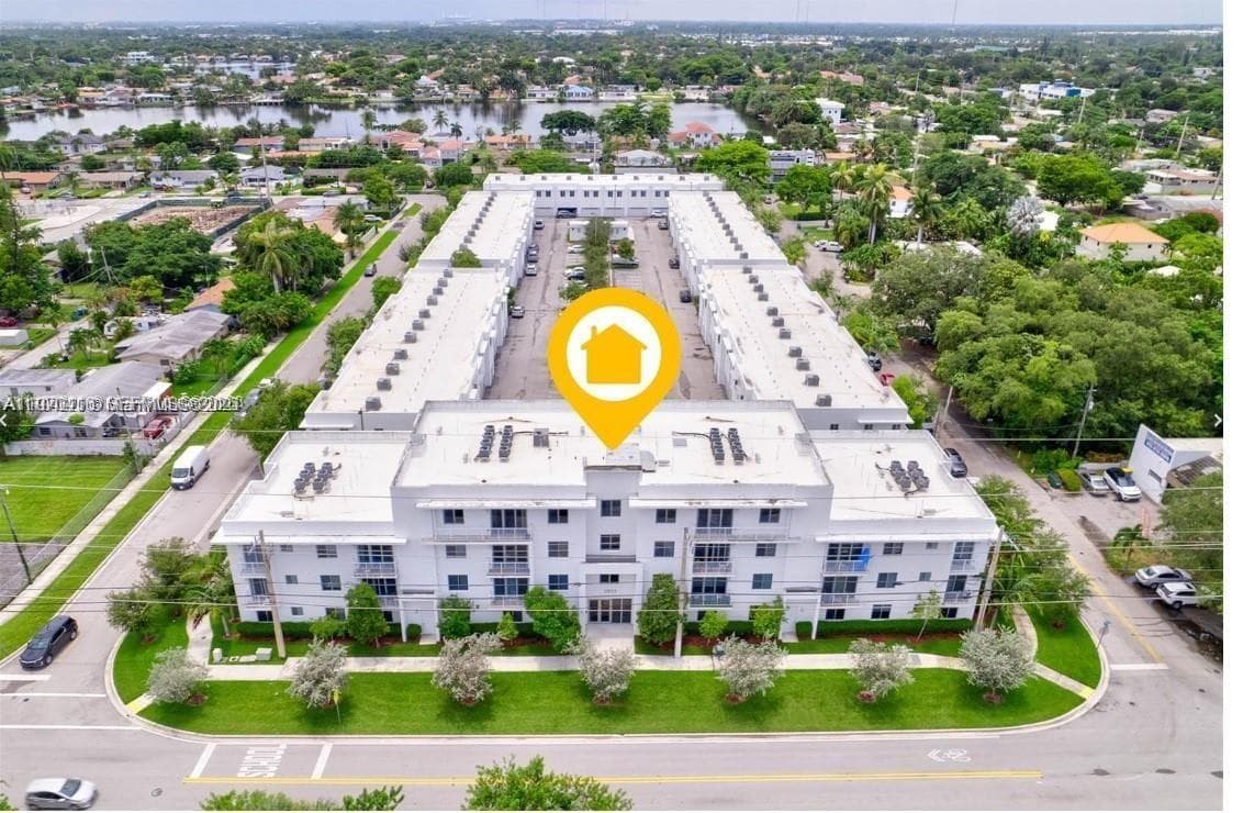 2651 NE 212th Ter # 105, Miami FL 33180 — 2