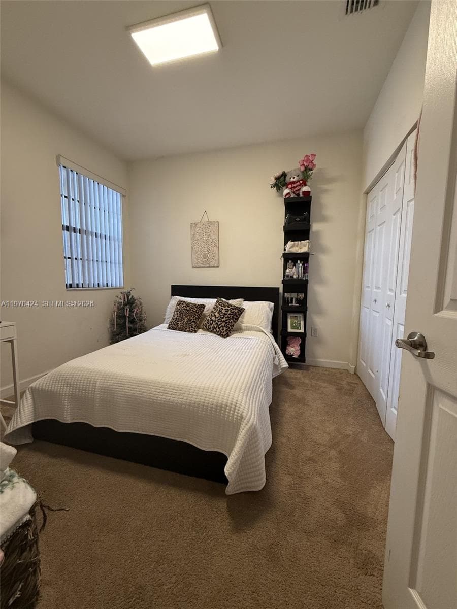9386 W 33rd Ln, Hialeah FL 33018 — 11