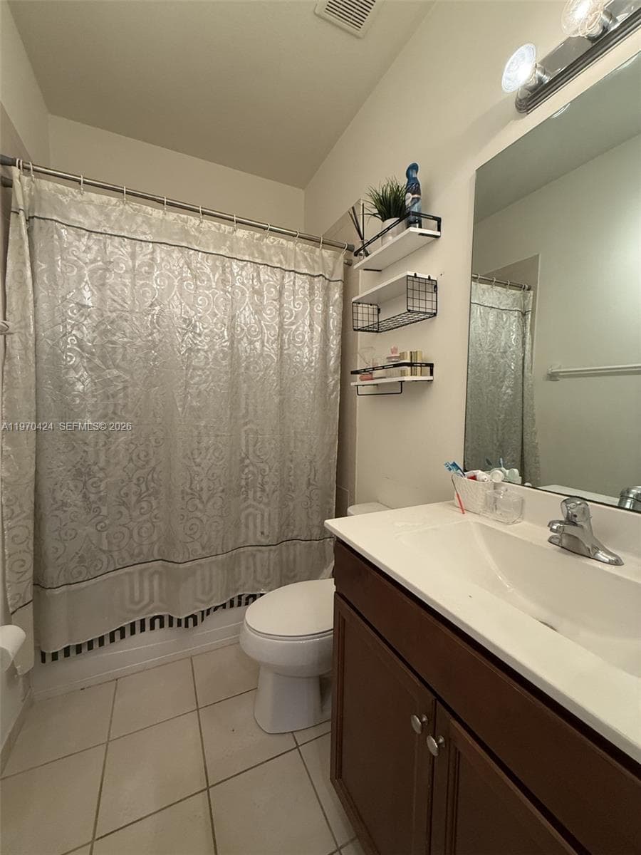 9386 W 33rd Ln, Hialeah FL 33018 — 8