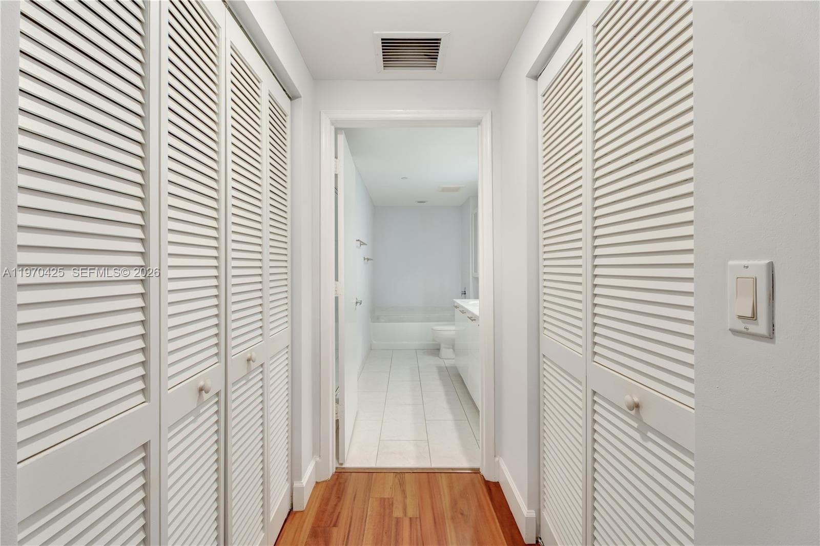 951 Brickell Ave # 3607, Miami FL 33131 — 23