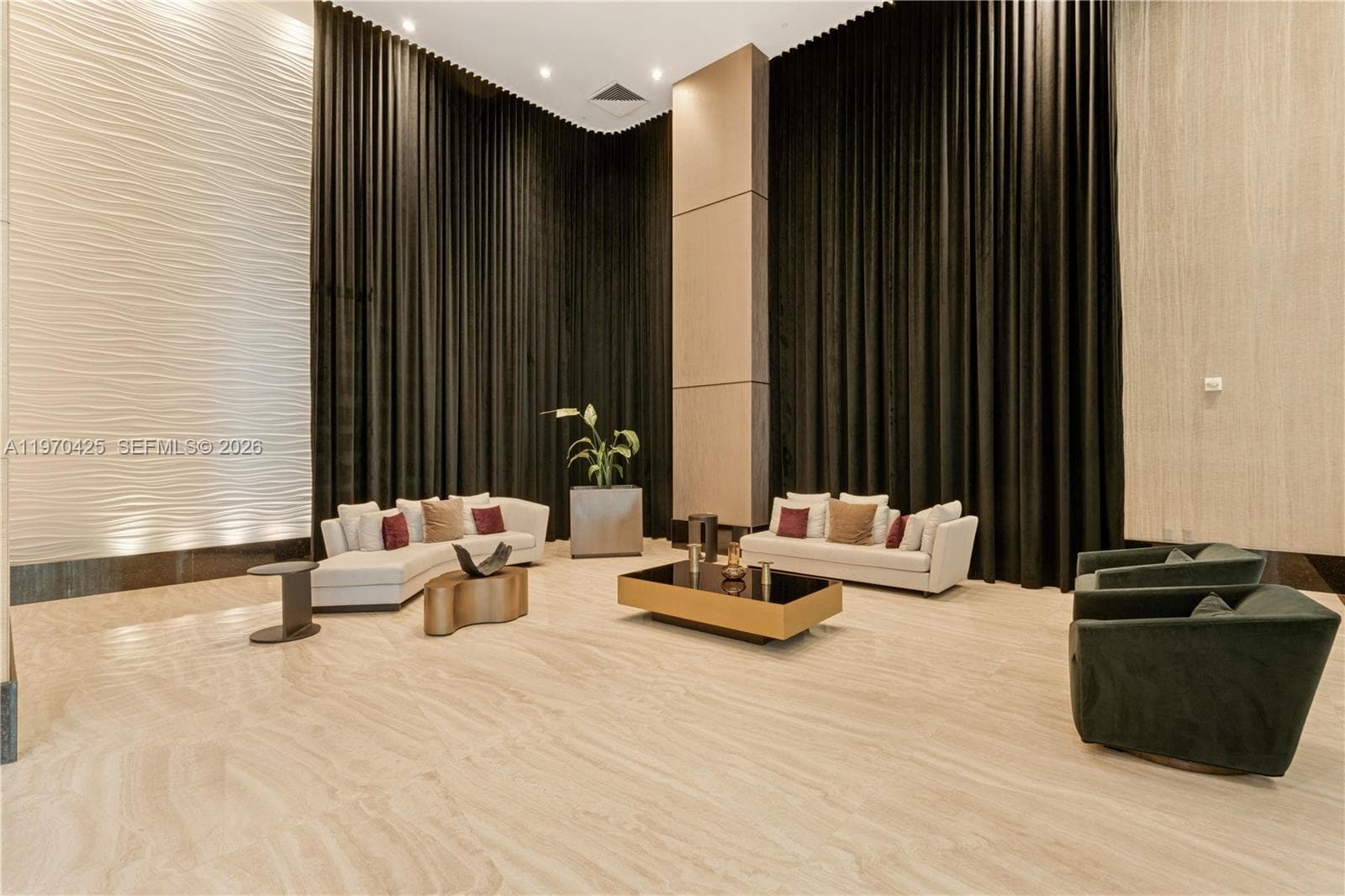 951 Brickell Ave # 3607, Miami FL 33131 — 53