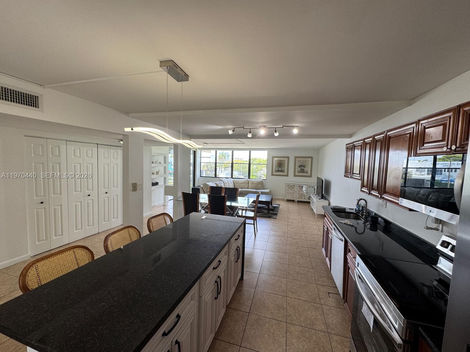 20381 NE 30th Ave # 7, Aventura FL 33180 — 1
