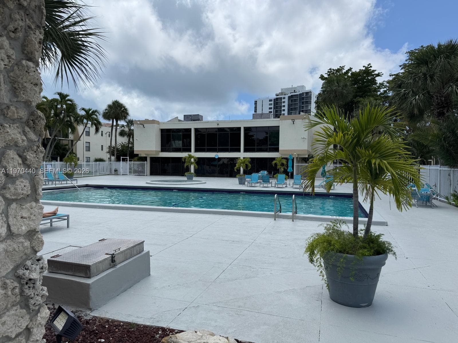 20381 NE 30th Ave # 7, Aventura FL 33180 — 40