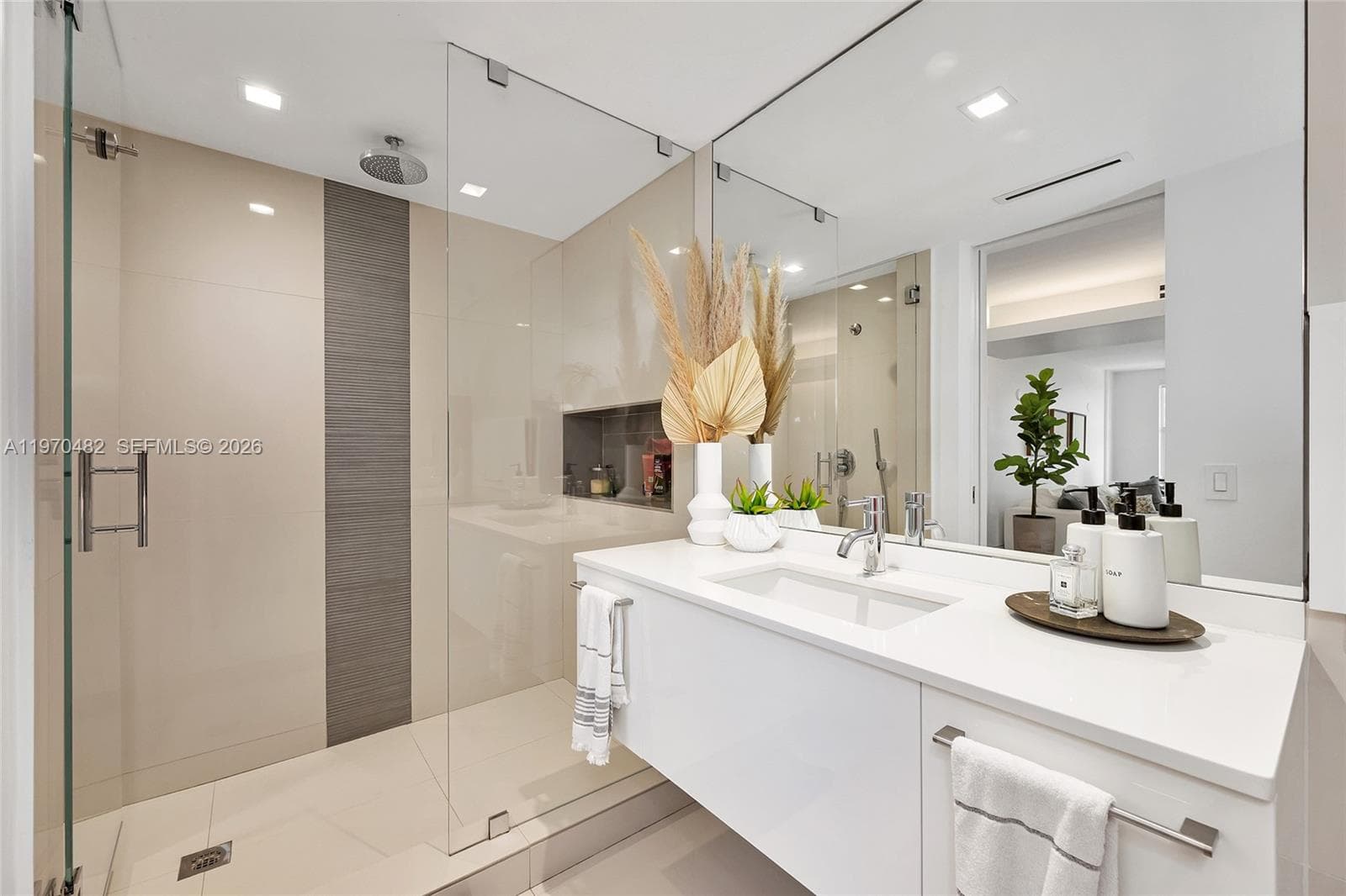 199 Ocean Lane Dr # 401, Key Biscayne FL 33149 — 29