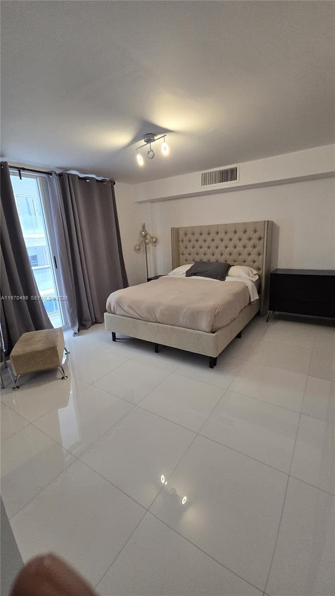 9195 Collins Ave # 406, Surfside FL 33154 — 1