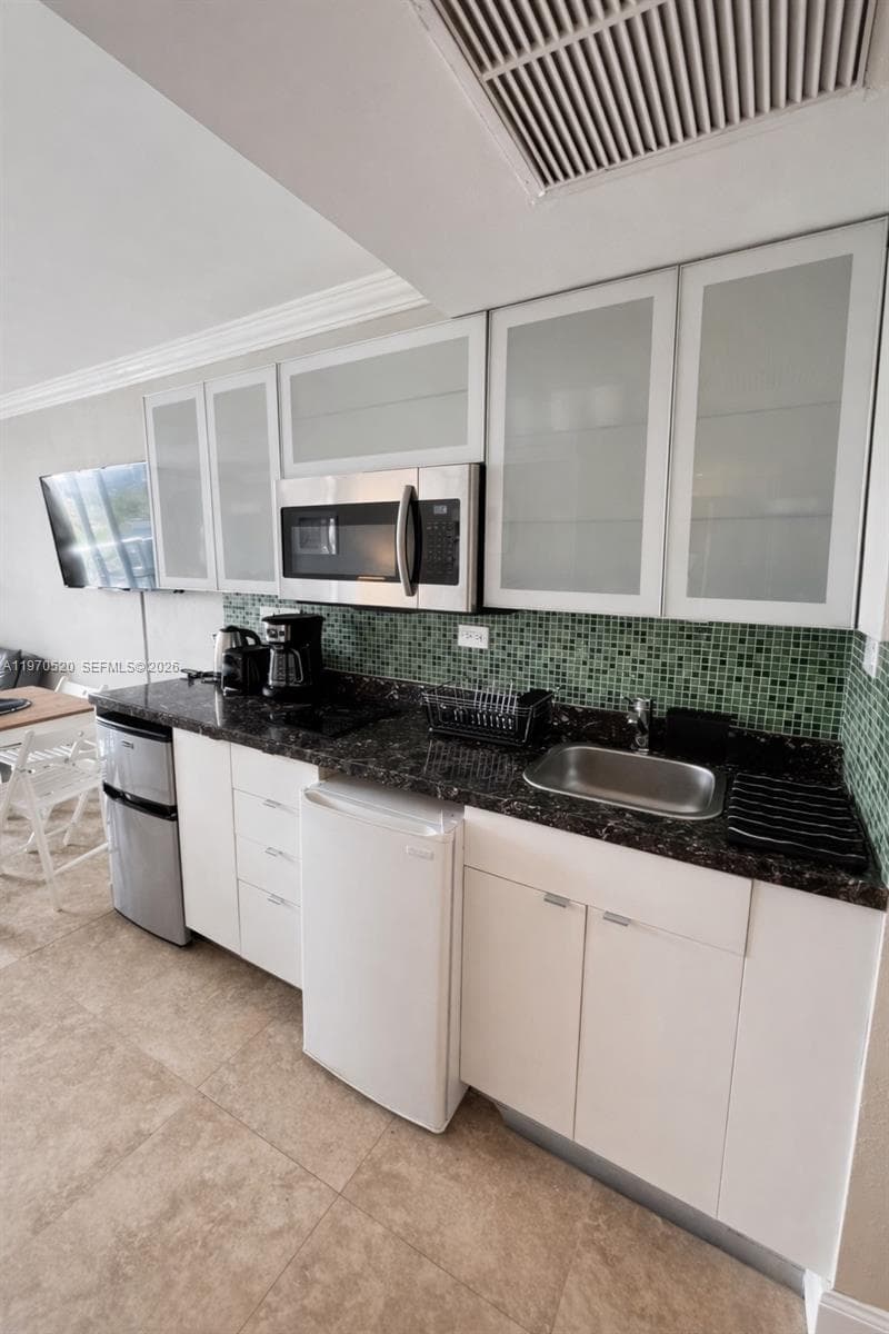 19201 Collins Ave # 436, Sunny Isles Beach FL 33160 — 9