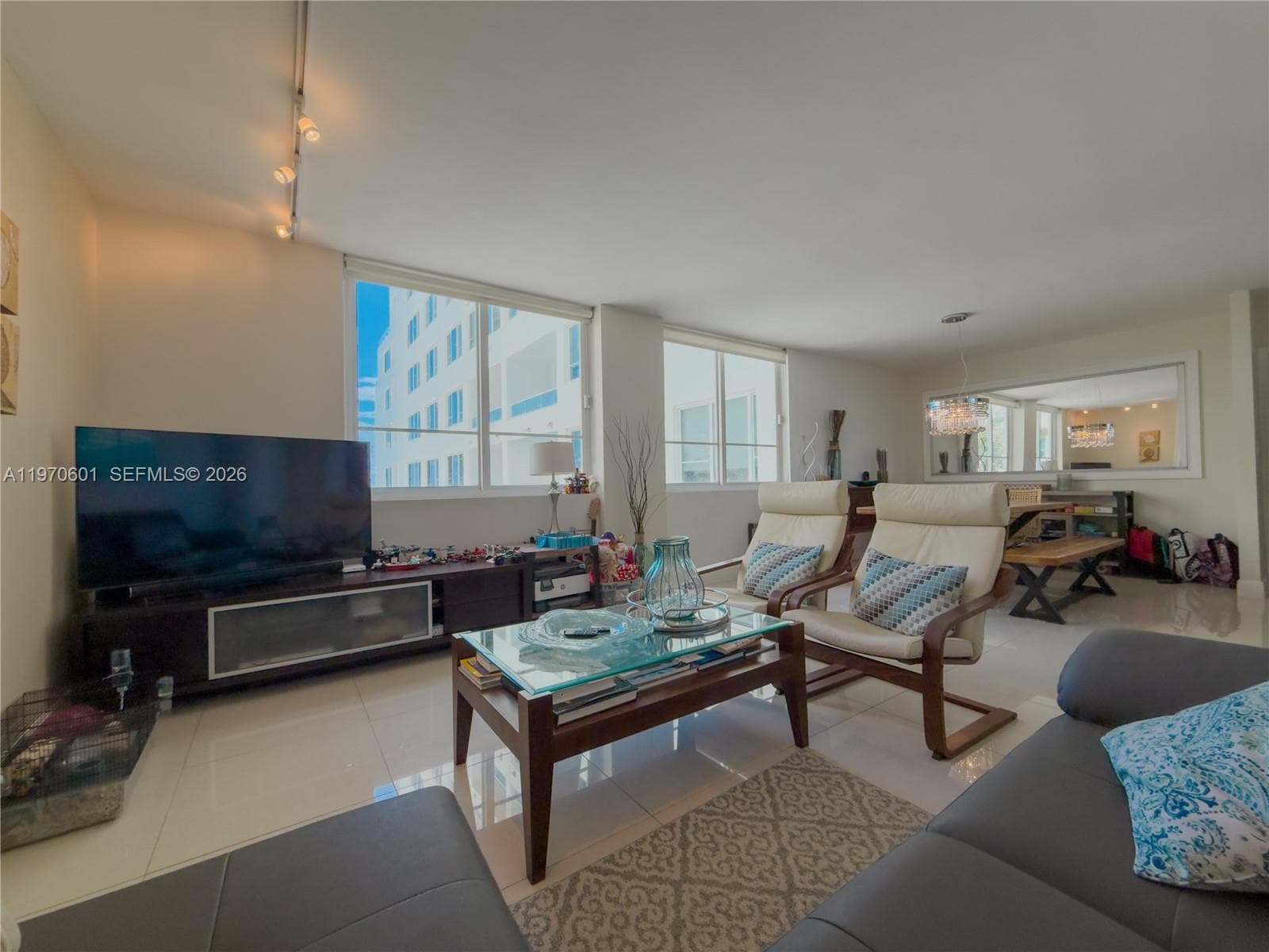 5005 Collins Ave # 825, Miami Beach FL 33140 — 13
