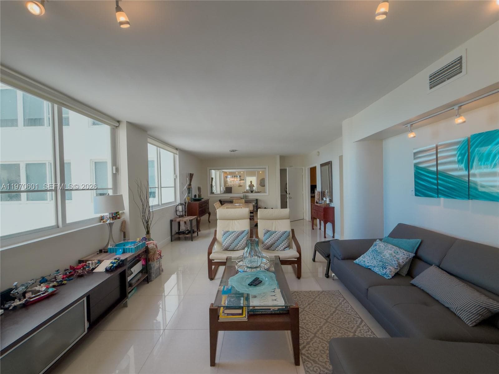 5005 Collins Ave # 825, Miami Beach FL 33140 — 14