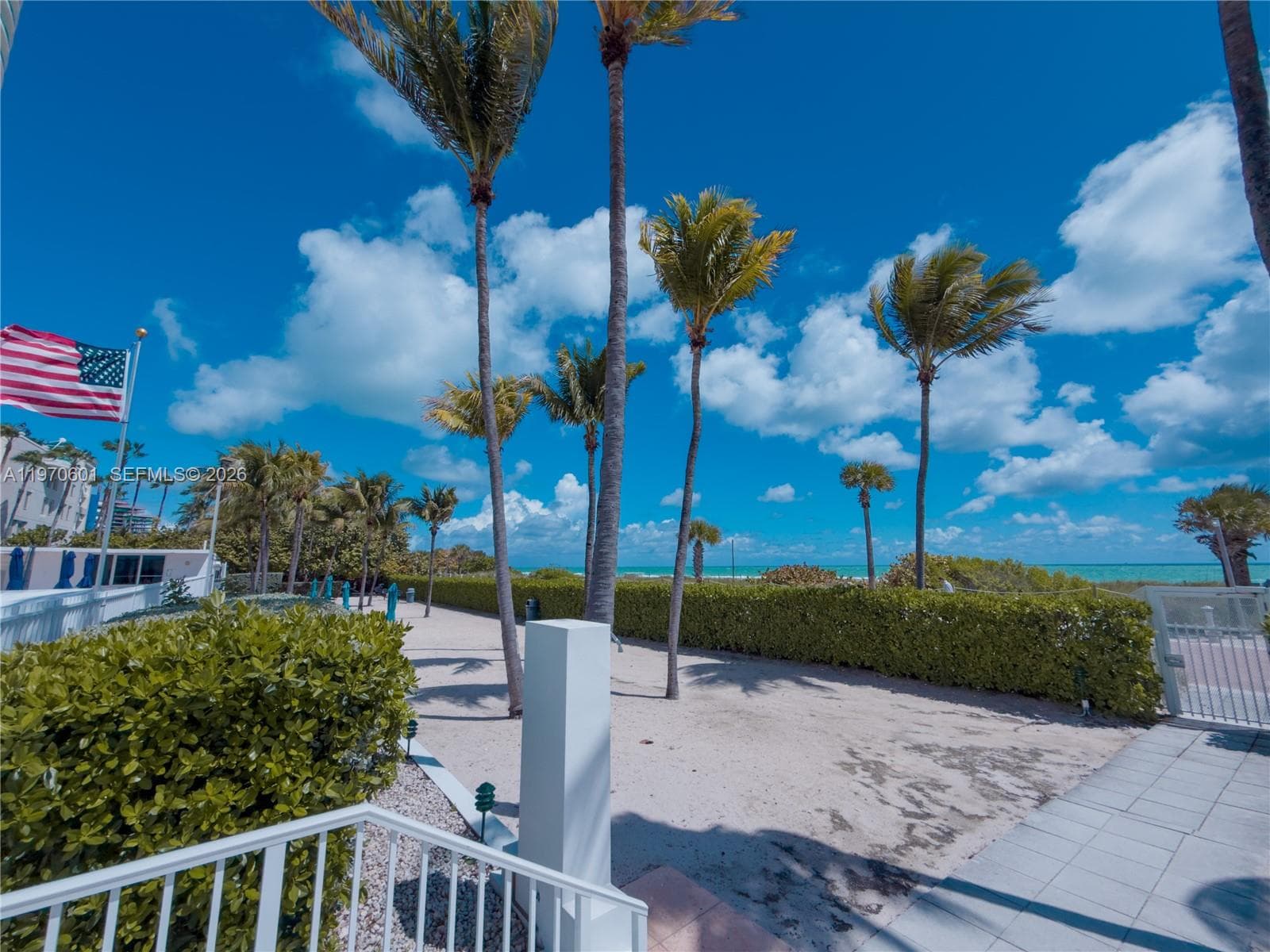5005 Collins Ave # 825, Miami Beach FL 33140 — 37