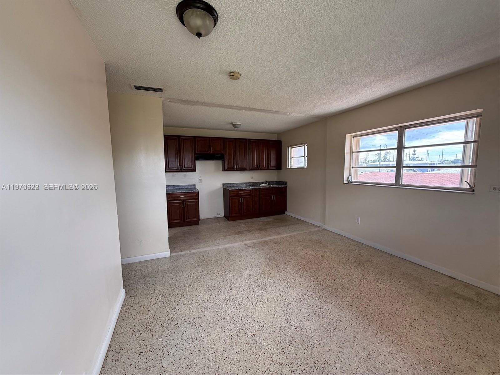 Studio Addn To Town Of Hi, Hialeah, FL — 11