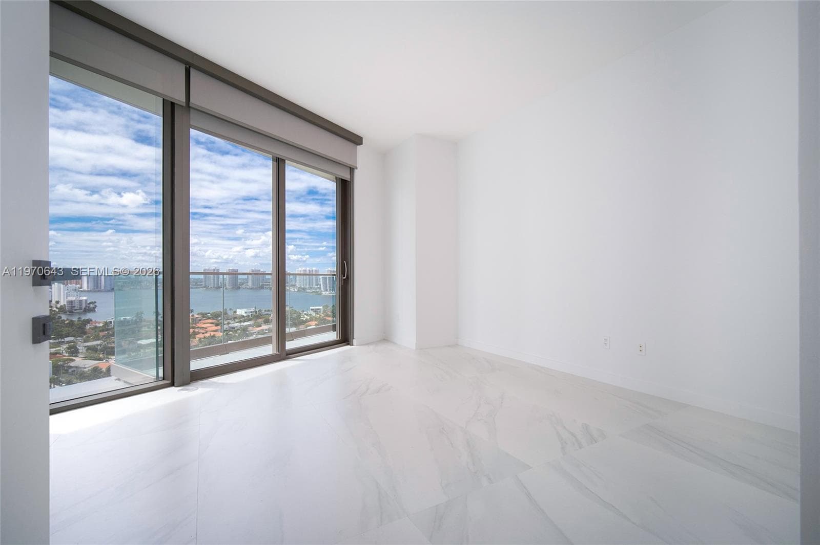 18975 Collins Ave # 1604, Sunny Isles Beach FL 33160 — 23