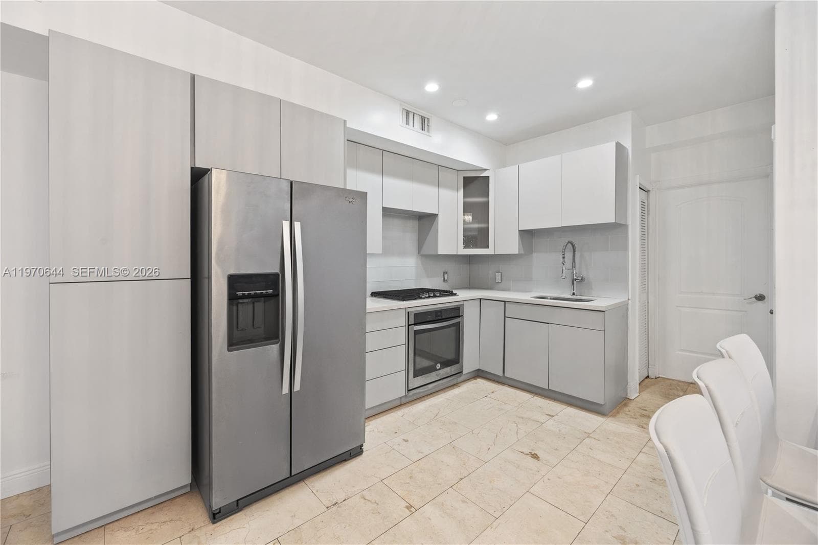 4215 Sheridan Ave # 3, Miami Beach FL 33140 — 1