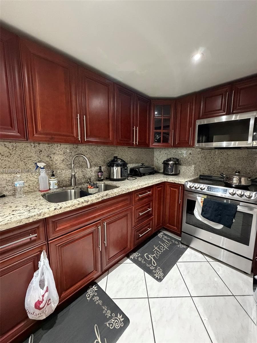 10090 NW 80th Ct # 1206, Hialeah Gardens FL 33016 — 4