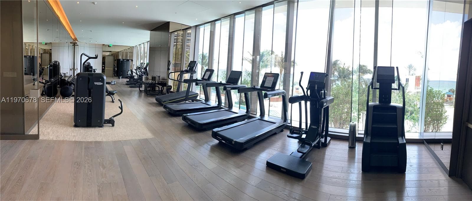 18975 Collins Ave # 4505, Sunny Isles Beach FL 33160 — 35