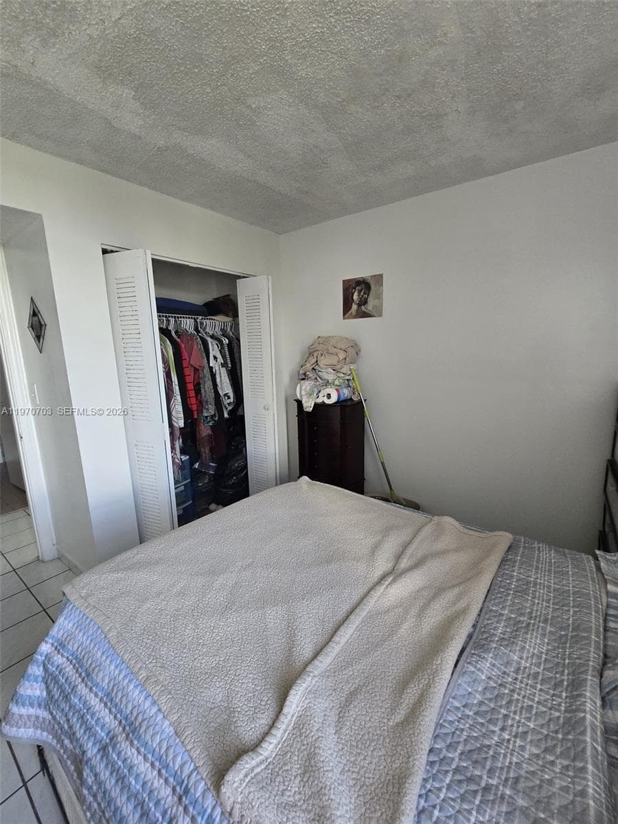 9688 Fontainebleau Blvd # 409, Miami FL 33172 — 14