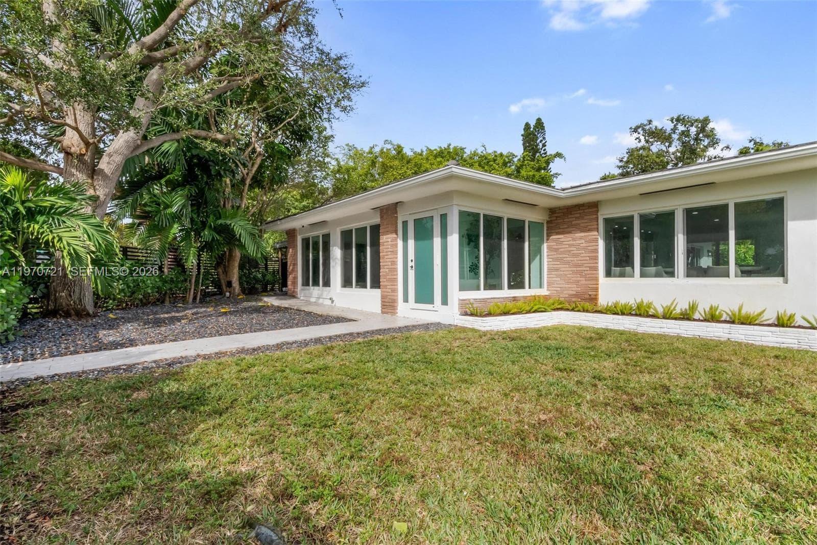 1001 NE 86th St, Miami FL 33138 — 32