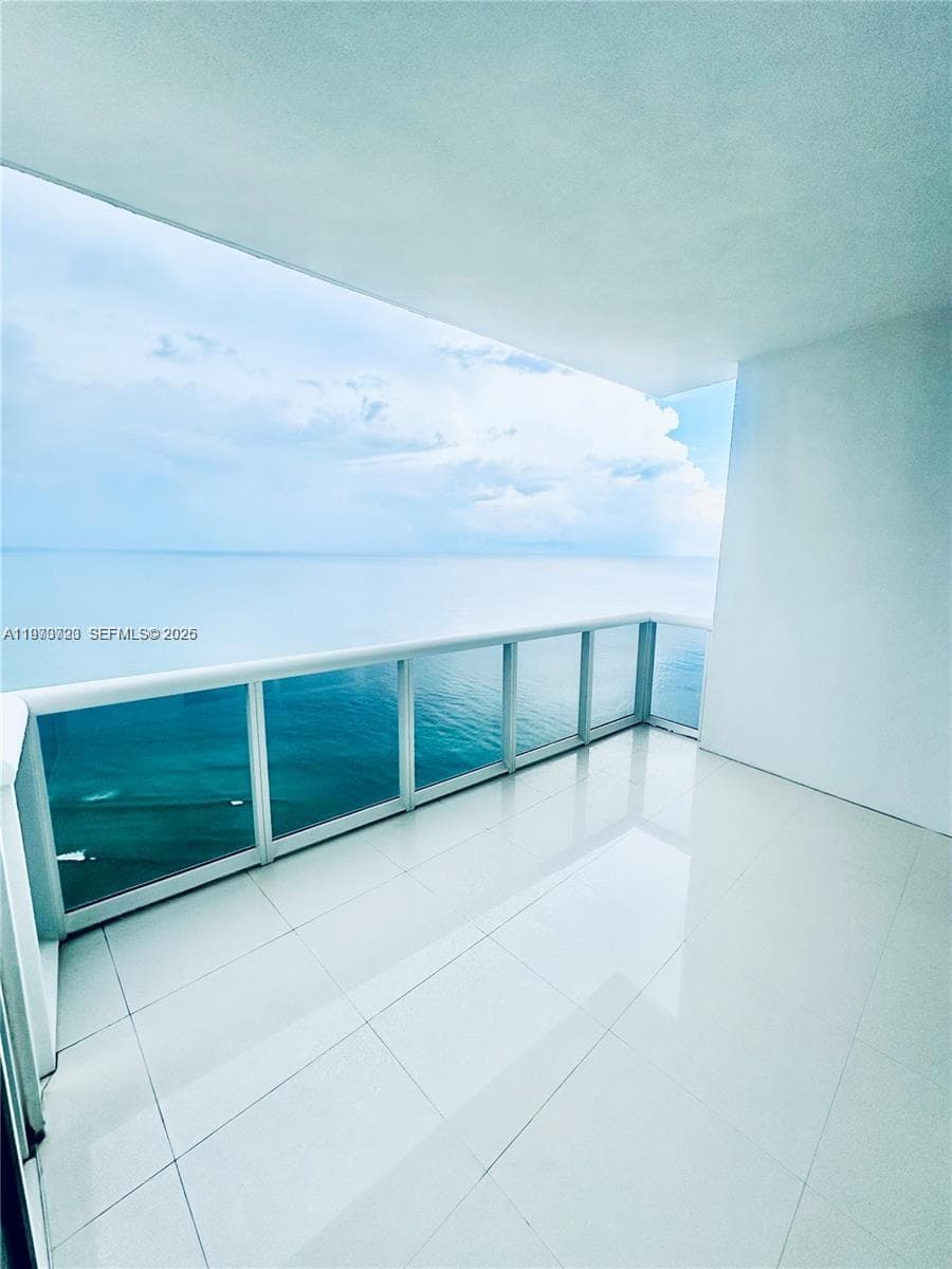 18201 Collins Ave # 4808, Sunny Isles Beach FL 33160 — 10