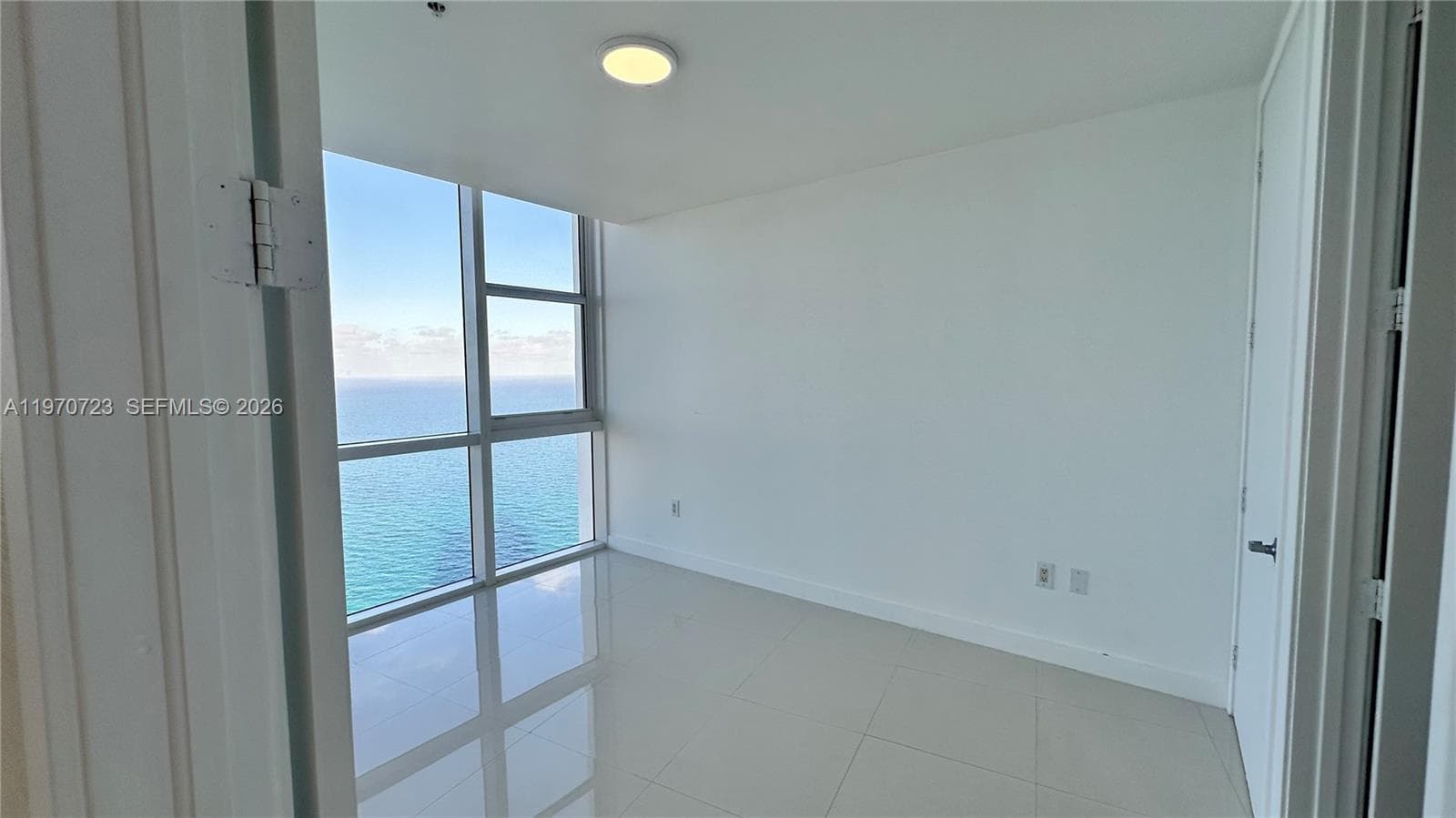 18201 Collins Ave # 4808, Sunny Isles Beach FL 33160 — 21
