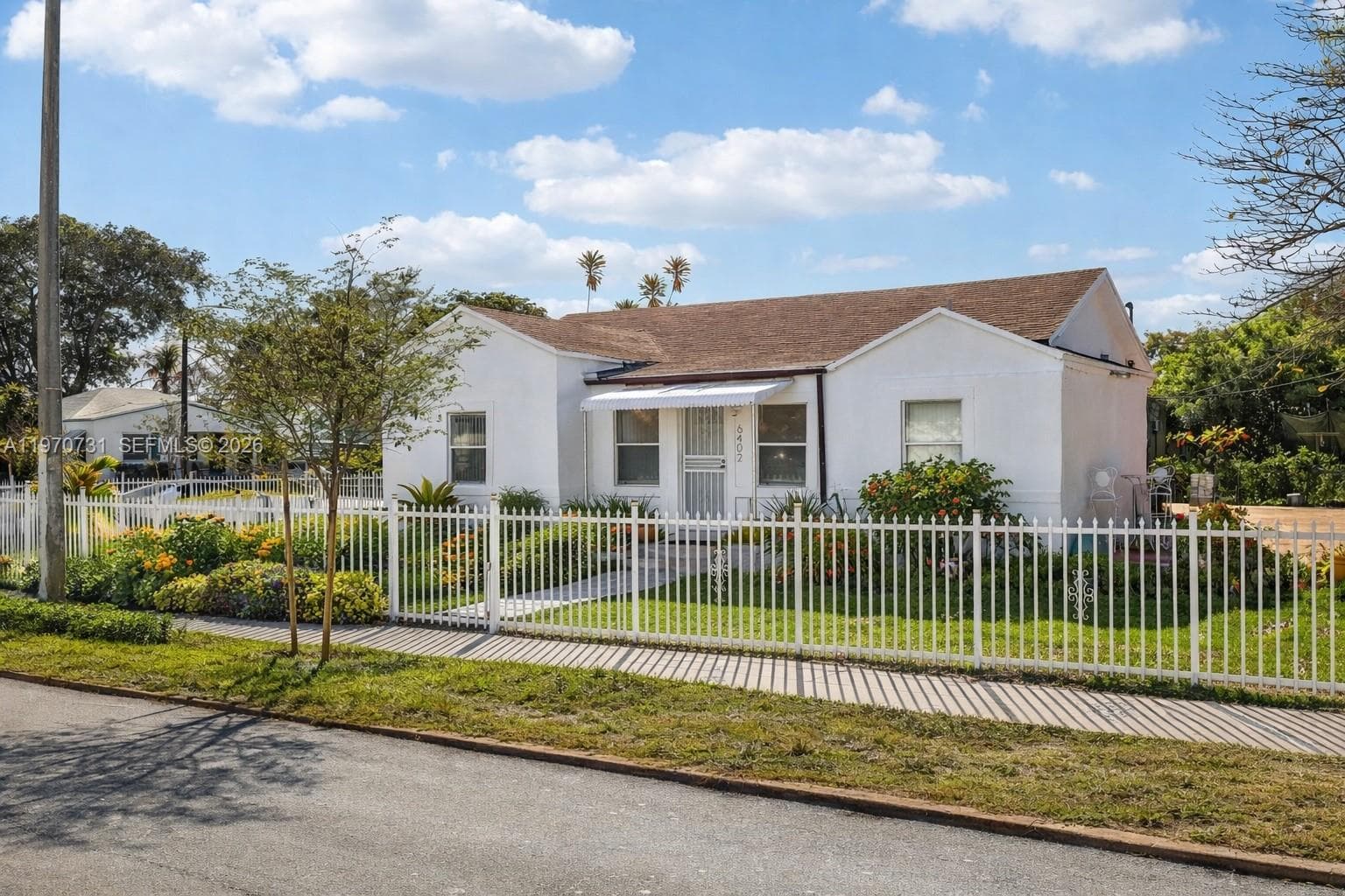 6402 NW 8th Ave, Miami FL 33150 — 1