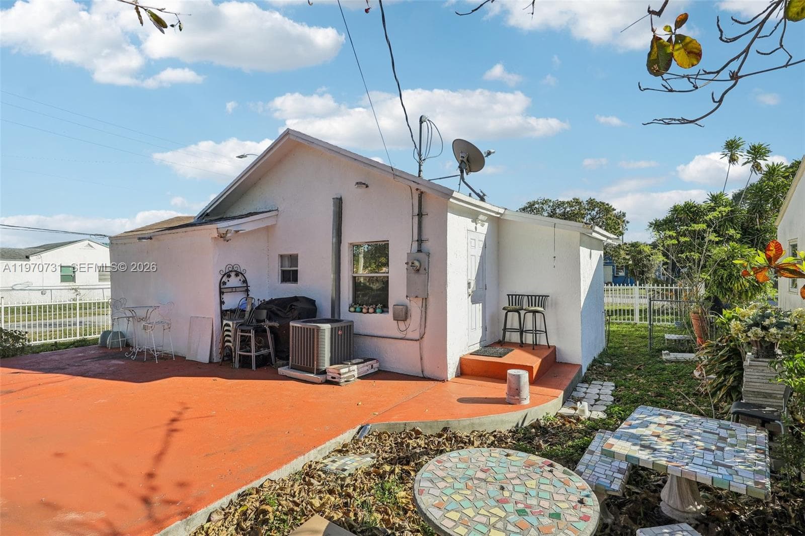 6402 NW 8th Ave, Miami FL 33150 — 29
