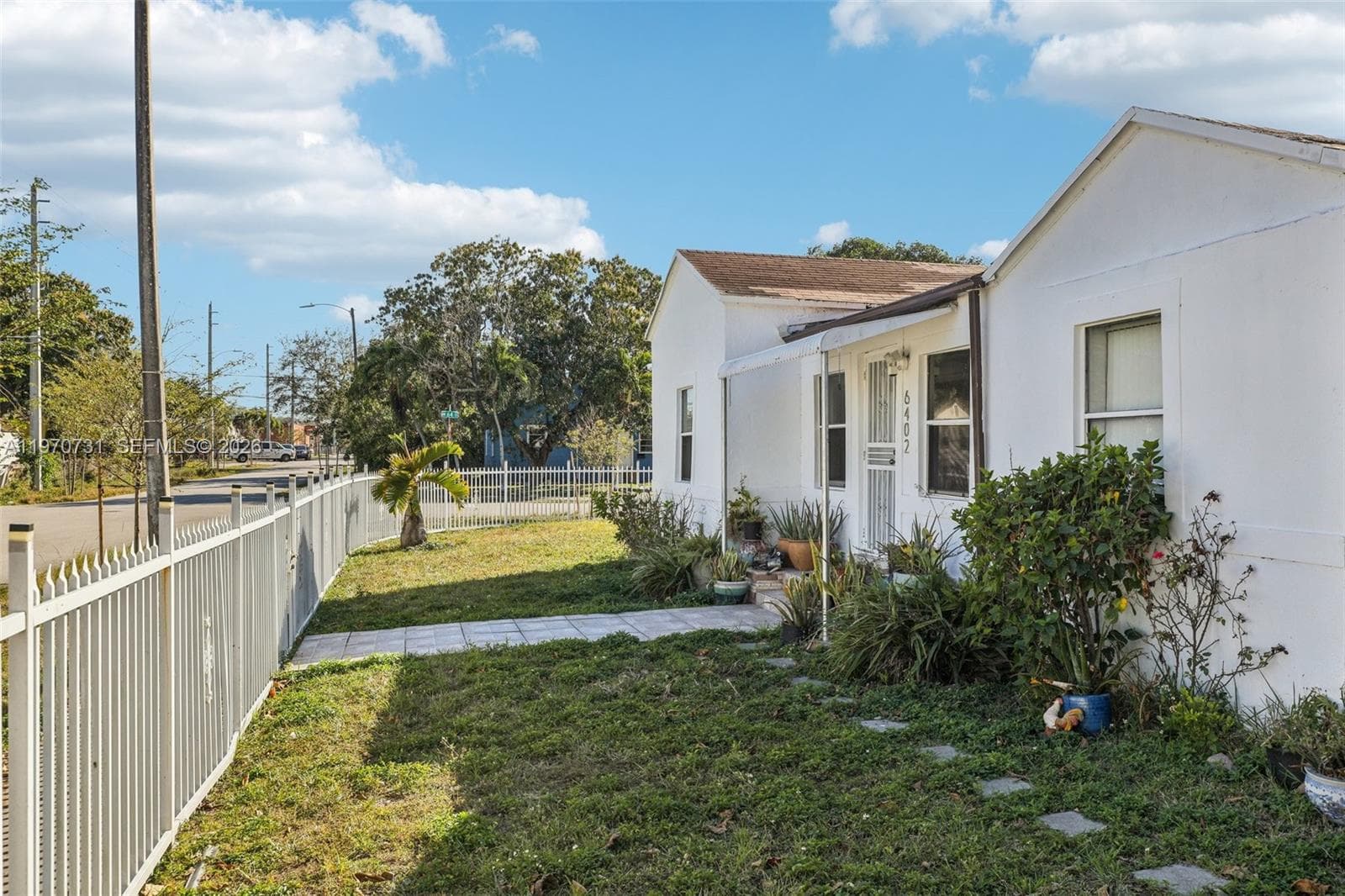 6402 NW 8th Ave, Miami FL 33150 — 4
