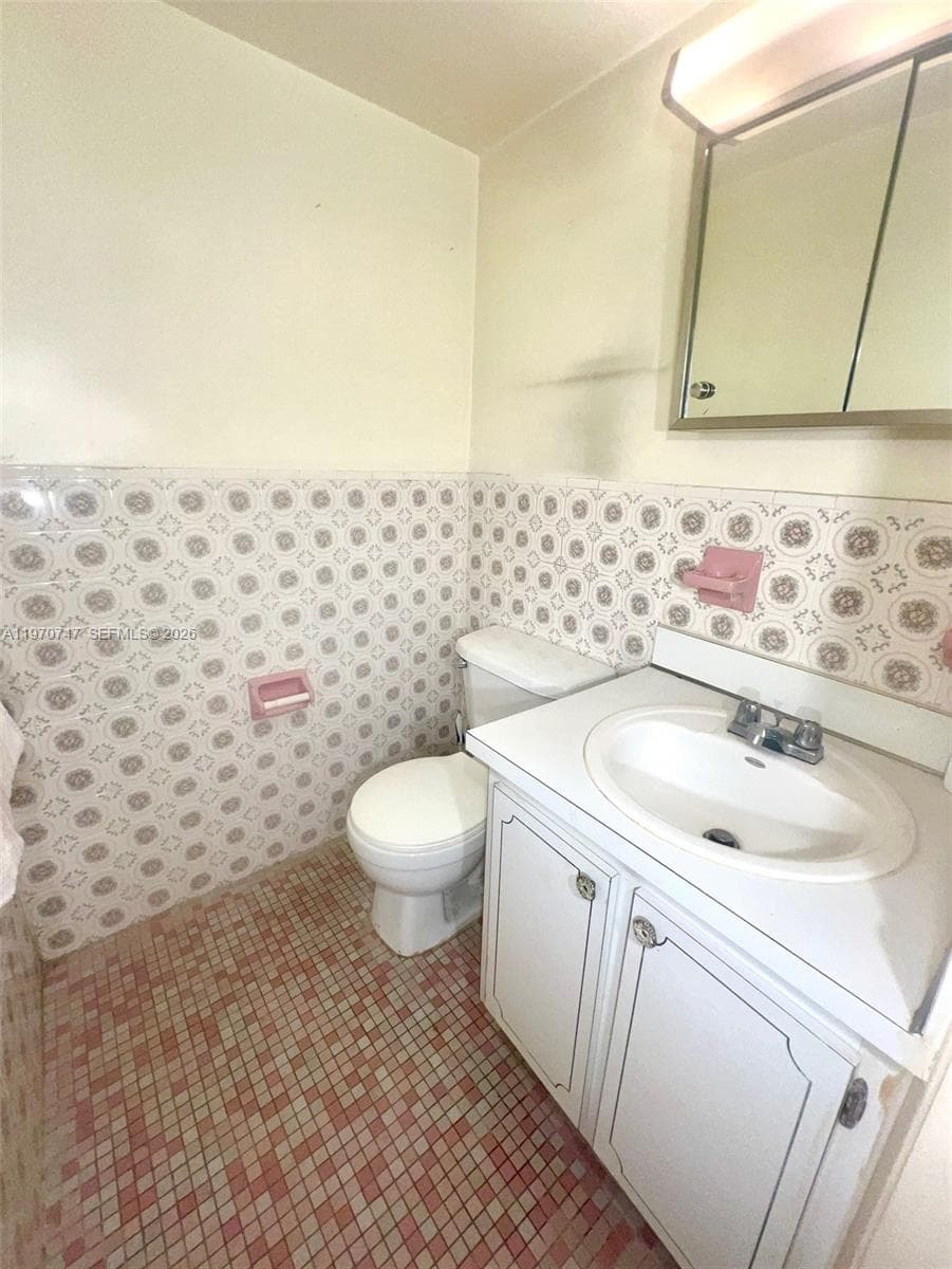 1658 Bay Rd # 203, Miami Beach FL 33139 — 10