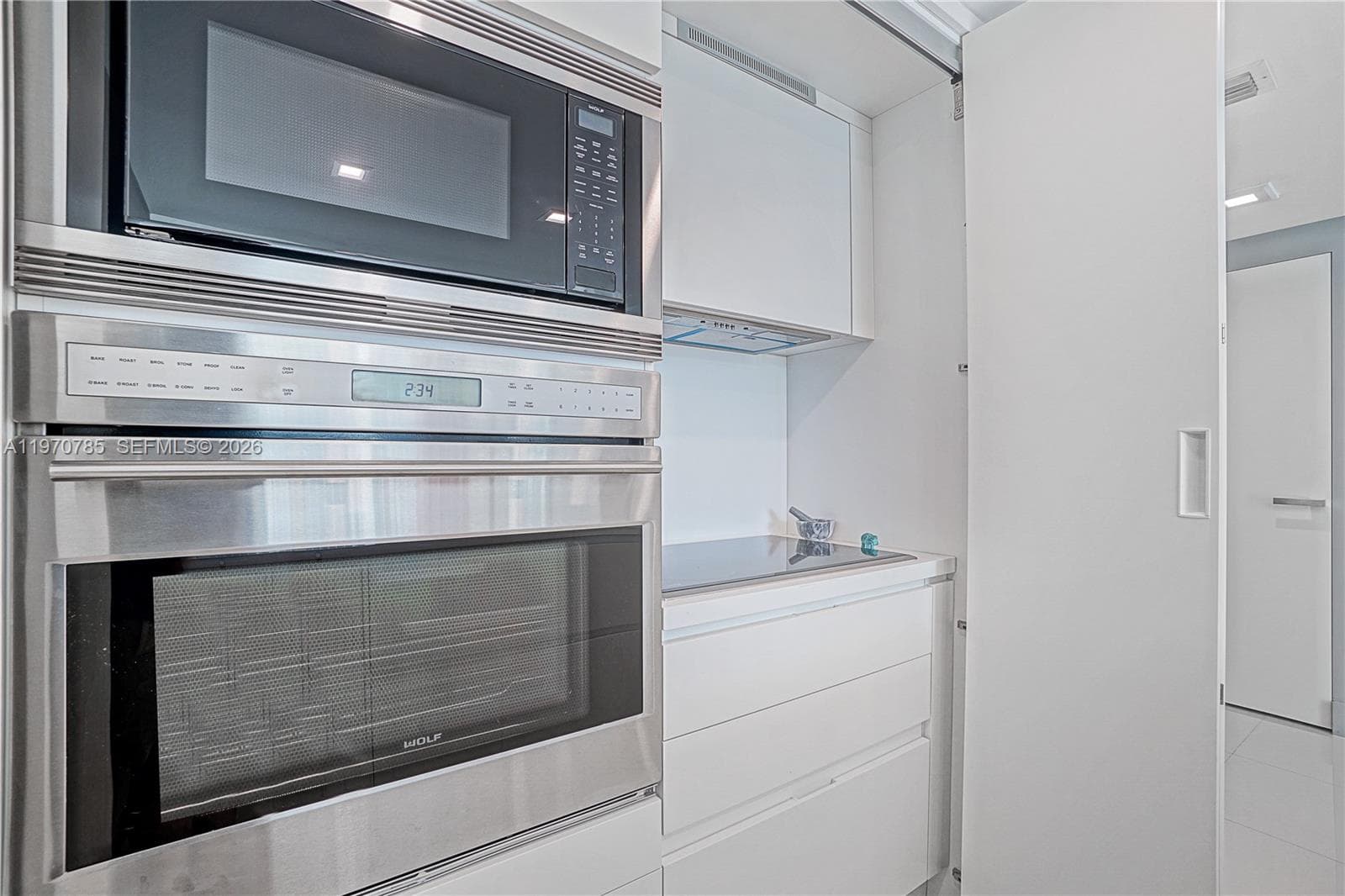 475 Brickell Ave # 1913, Miami FL 33131 — 19
