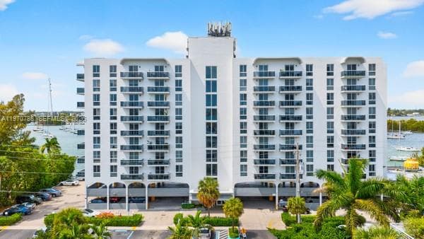7928 West Dr # 506, North Bay Village FL 33141 — 3