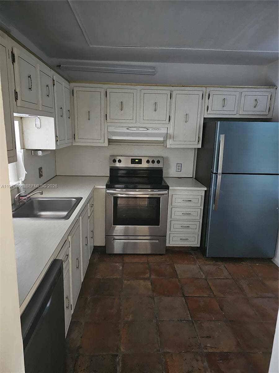11925 NE 2nd Ave # B403, North Miami FL 33161 — 4