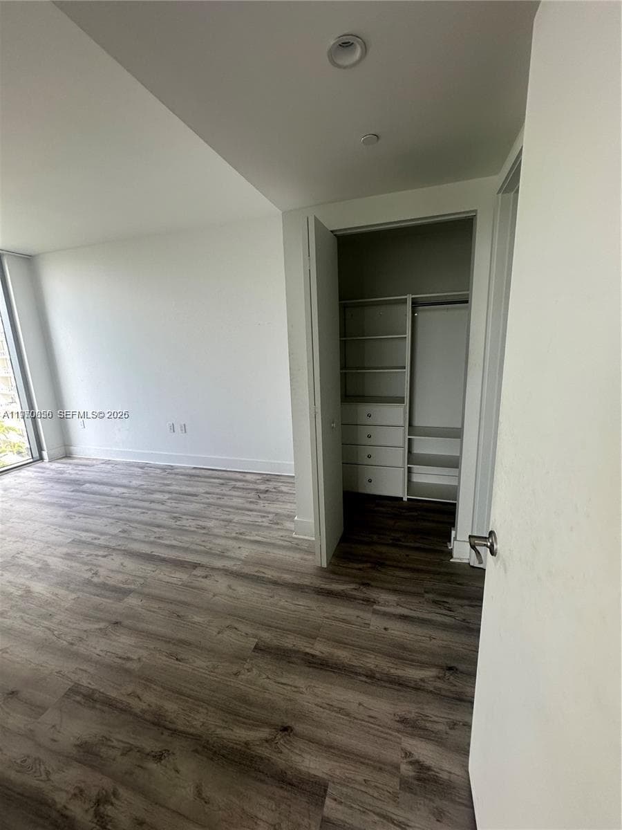 121 NE 34th St # 1416, Miami FL 33137 — 7