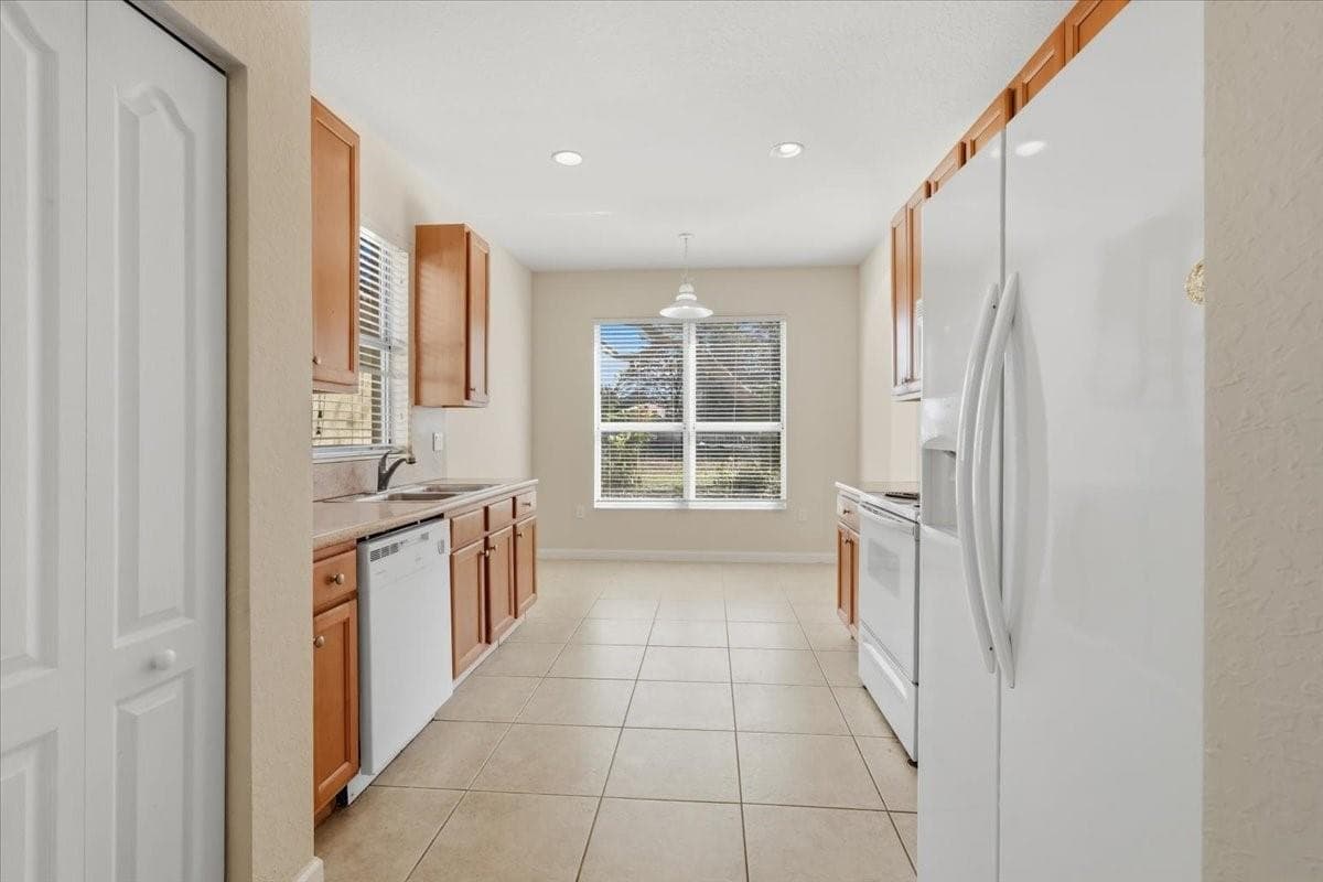 1211 NE 40th Road, Homestead FL 33033 — 9