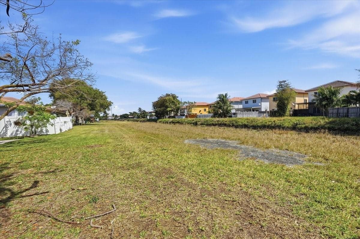 1211 NE 40th Road, Homestead FL 33033 — 30