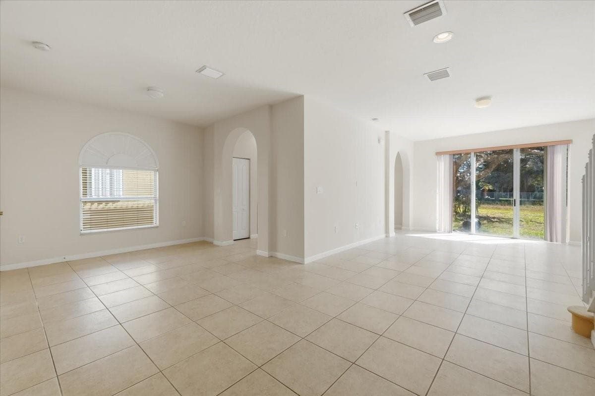 1211 NE 40th Road, Homestead FL 33033 — 11