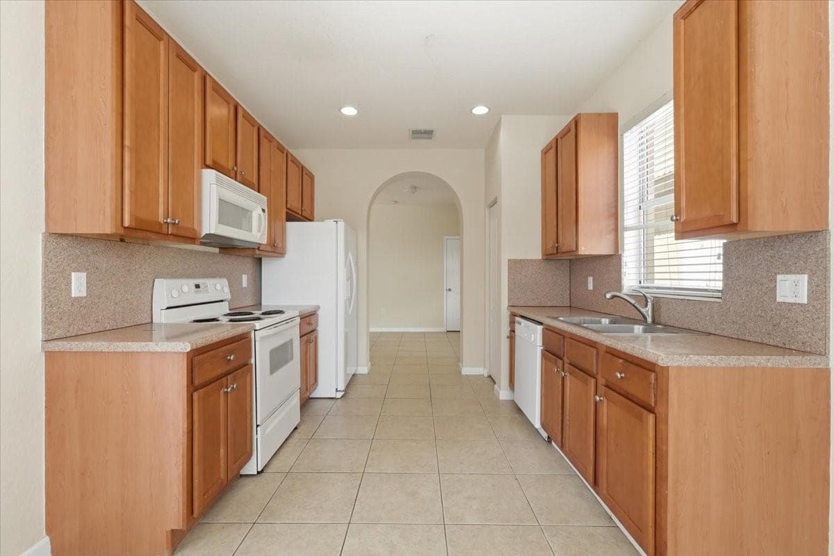 1211 NE 40th Road, Homestead FL 33033 — 8