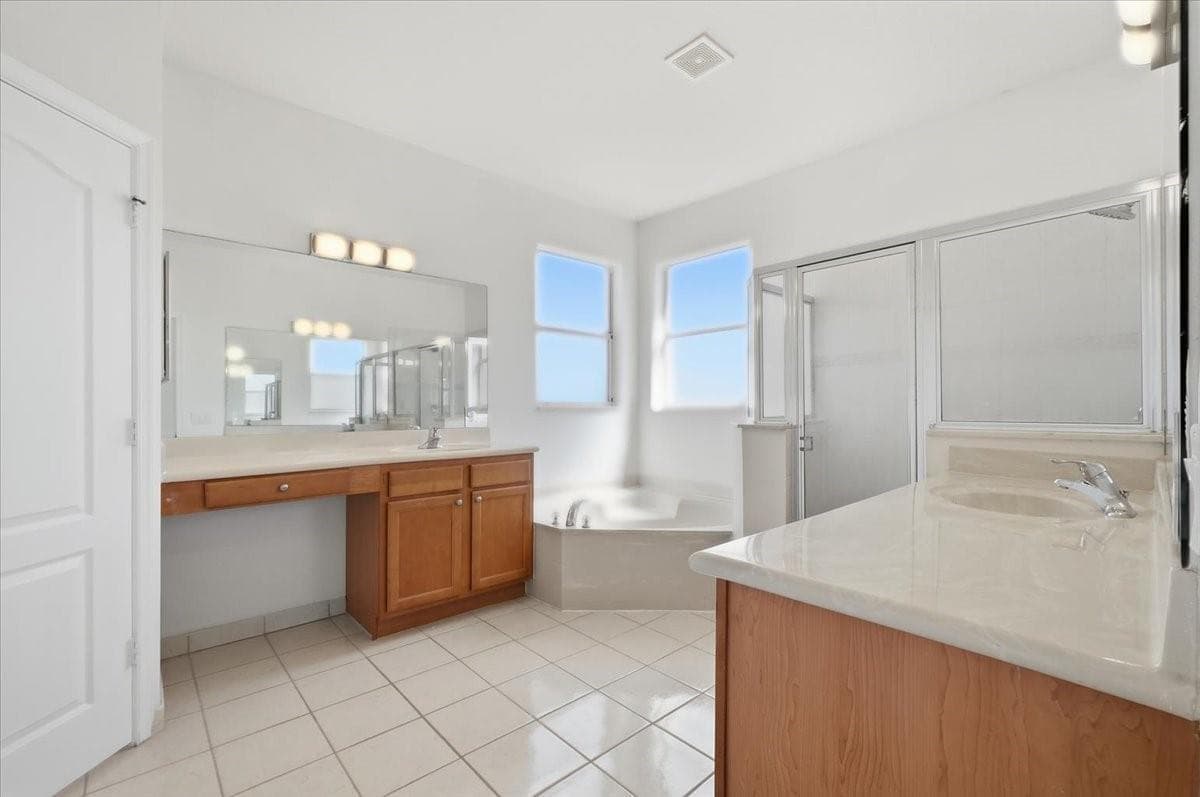1211 NE 40th Road, Homestead FL 33033 — 21