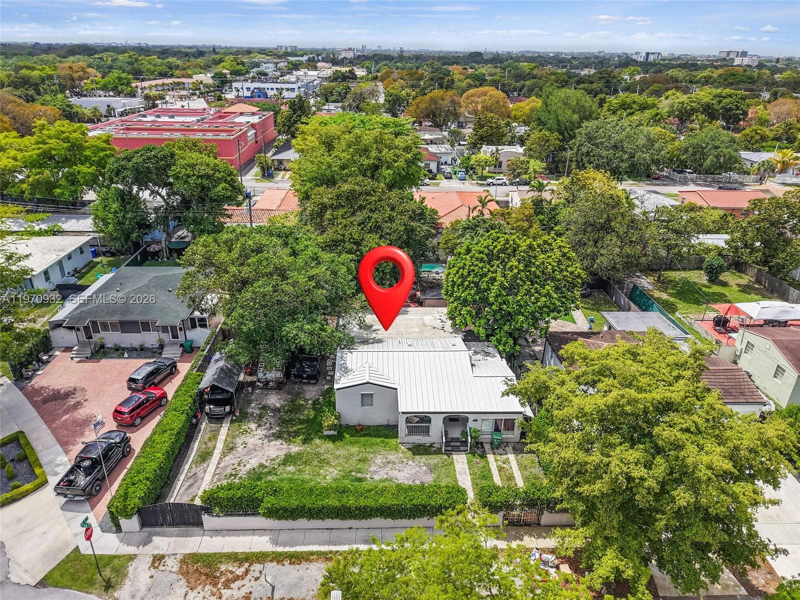 700 SW 44th Pl, Miami FL 33134 — 3