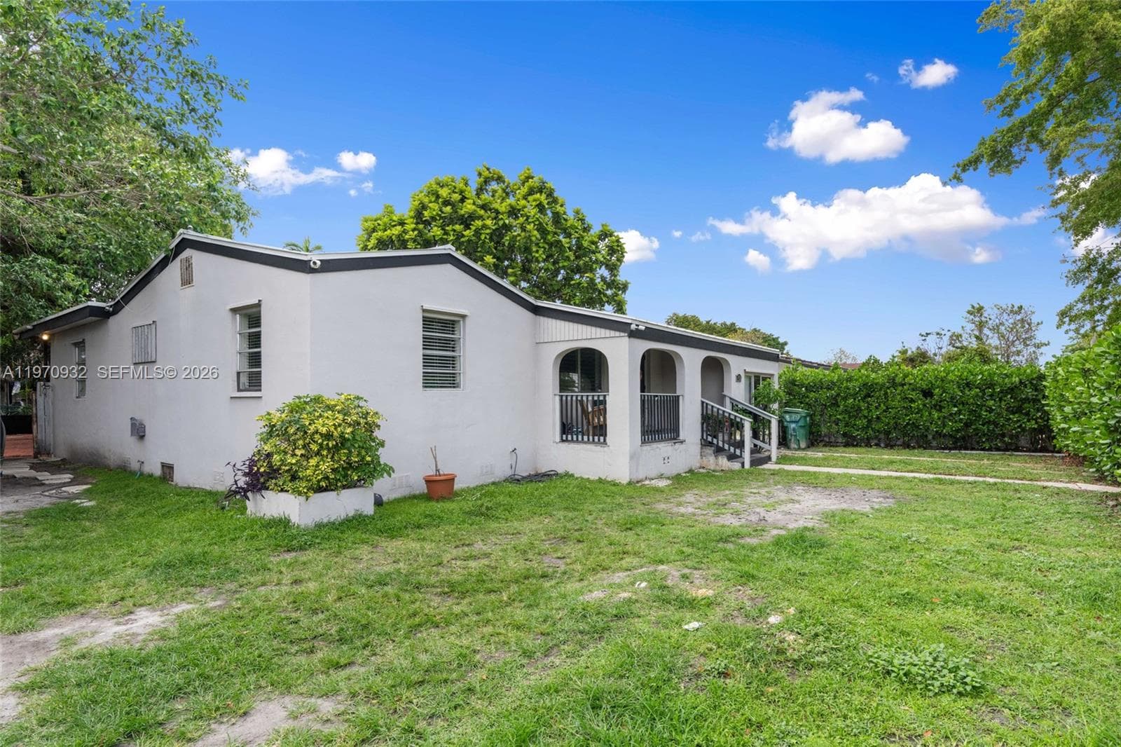 700 SW 44th Pl, Miami FL 33134 — 1