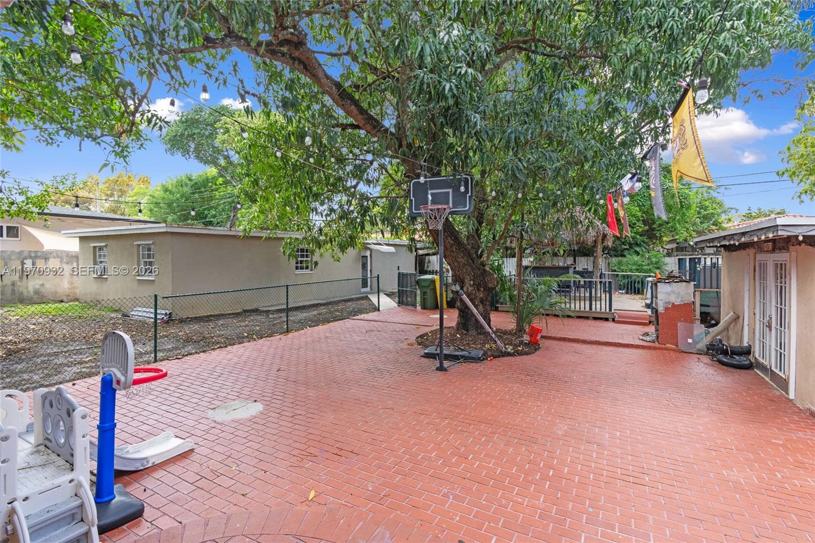 700 SW 44th Pl, Miami FL 33134 — 24